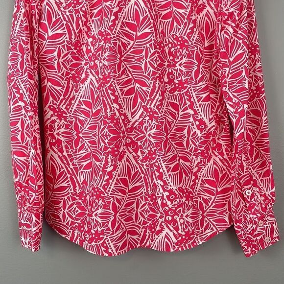 Lily Pulitzer Resort Fit Long Sleeve Buttoned Down Shirt. Pink & White Size XS - Picture 8 of 13